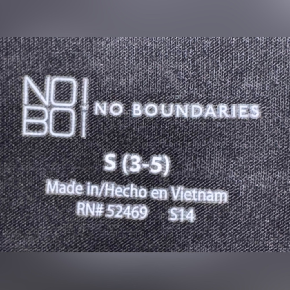 NO BOUNDARIES TOP - Picture 3 of 4